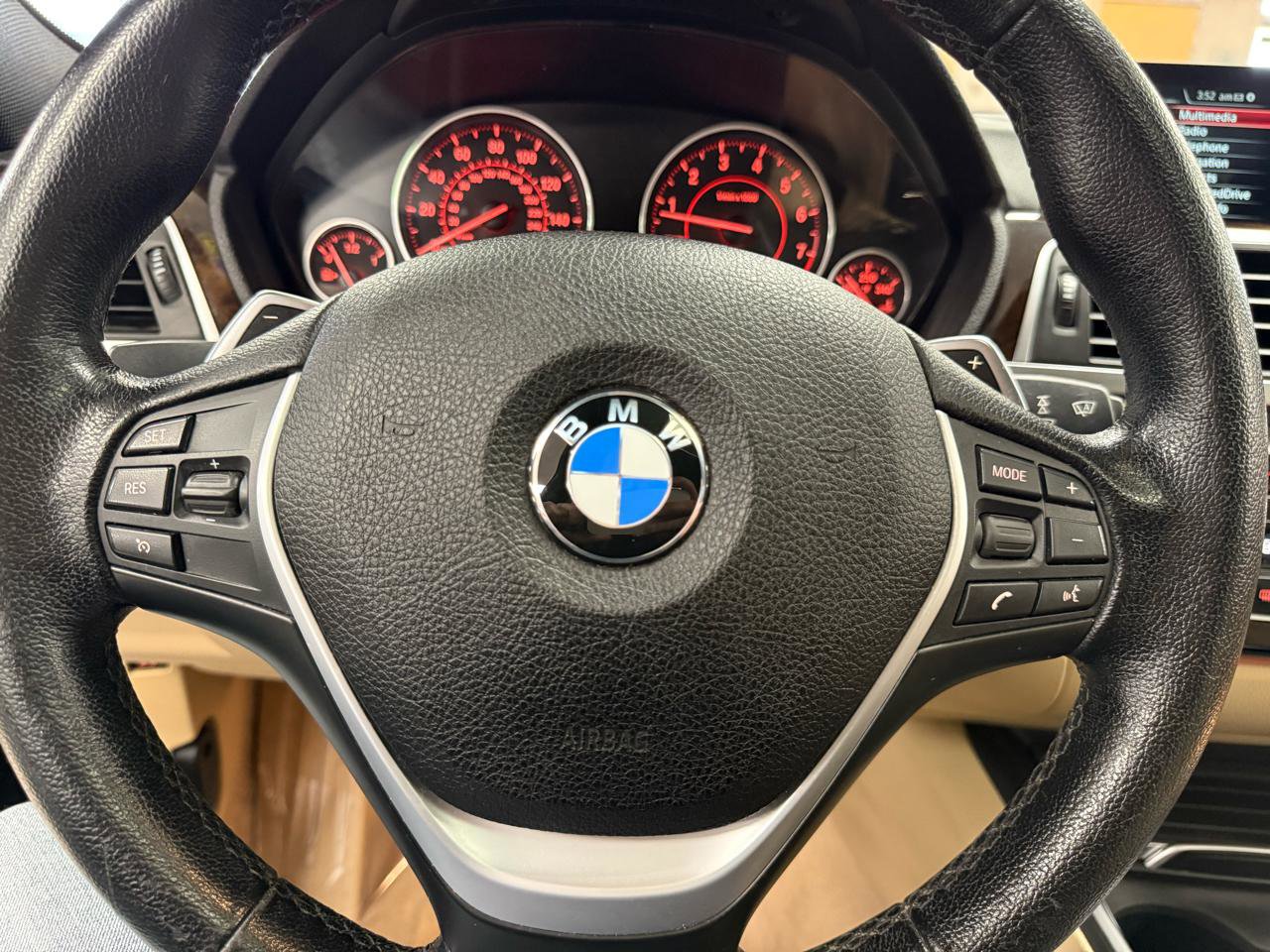 Used 2016 BMW 340i Sedan image 15