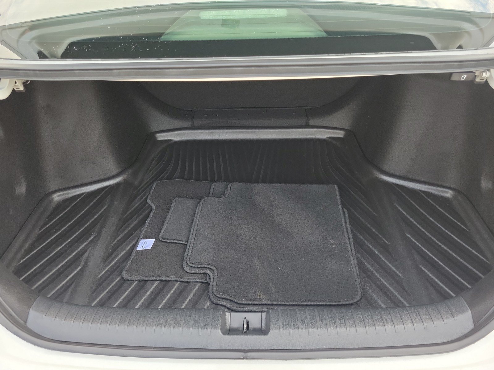 Used 2024 Honda Accord LX image 30