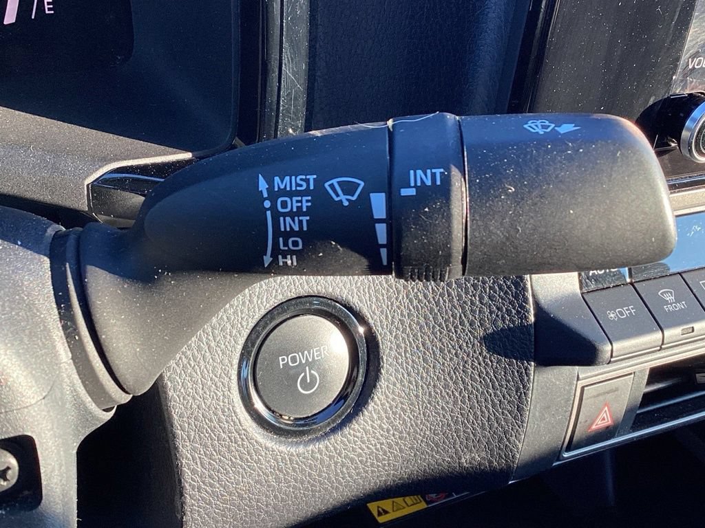 Used 2025 Toyota Camry LE FWD image 21