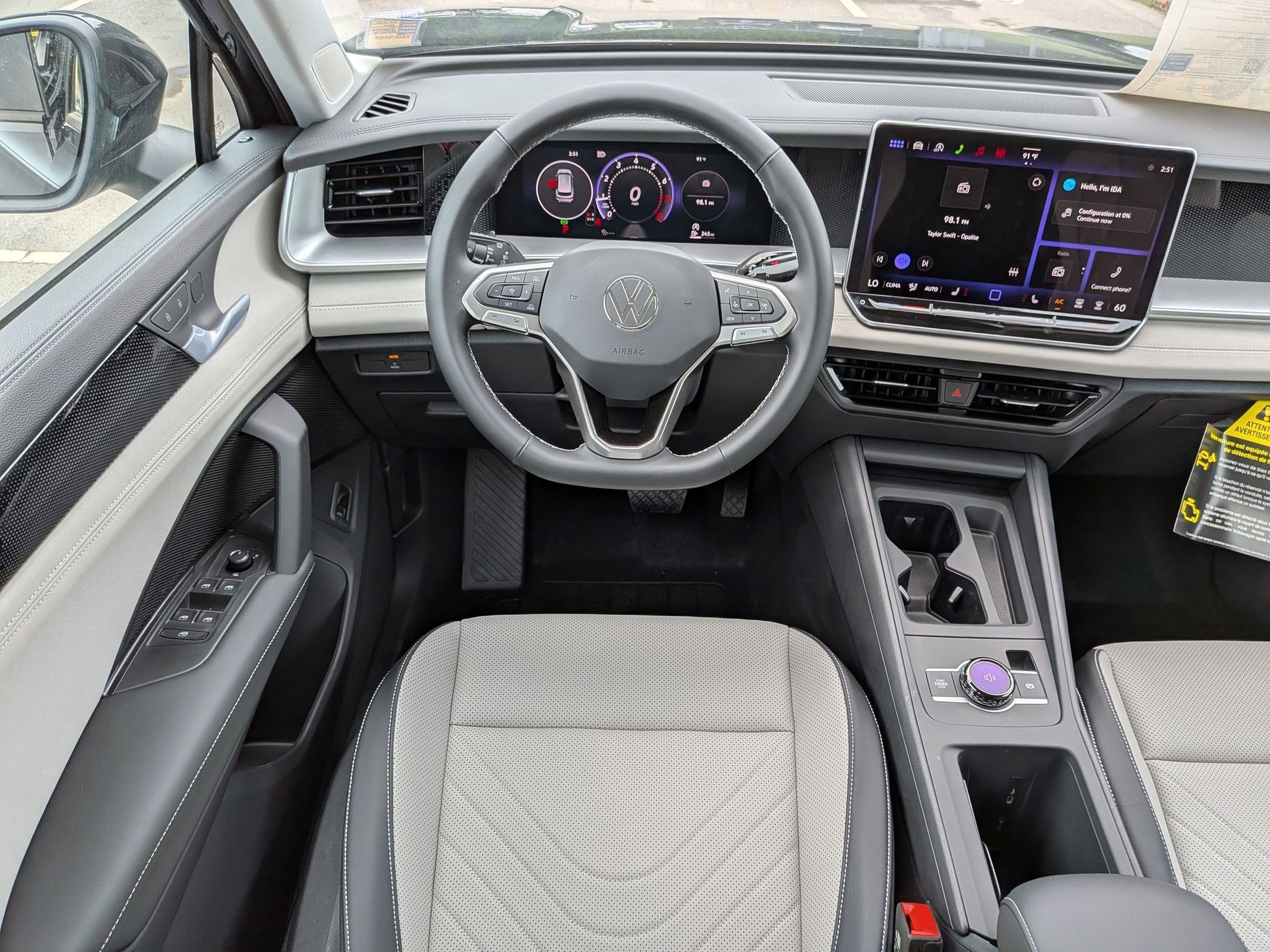 New 2026 Volkswagen Tiguan SE FWD image 29
