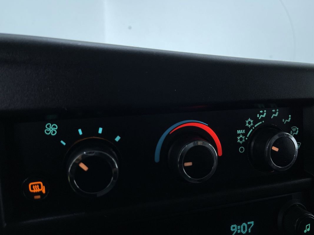 Used 2019 Chevrolet Express 3500 Extended w/ Driver Convenience Package image 22