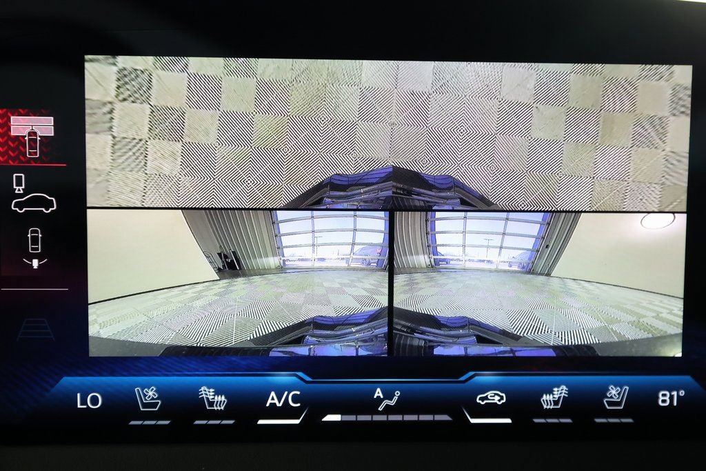 Used 2026 Chevrolet Corvette ZR1 w/ ZR1 Carbon Fiber Aero Package image 36