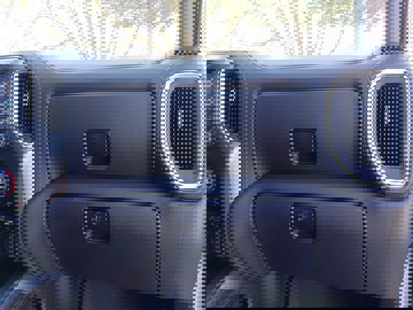 Used 2020 Chevrolet Silverado 1500 RST w/ Texas Edition image 53