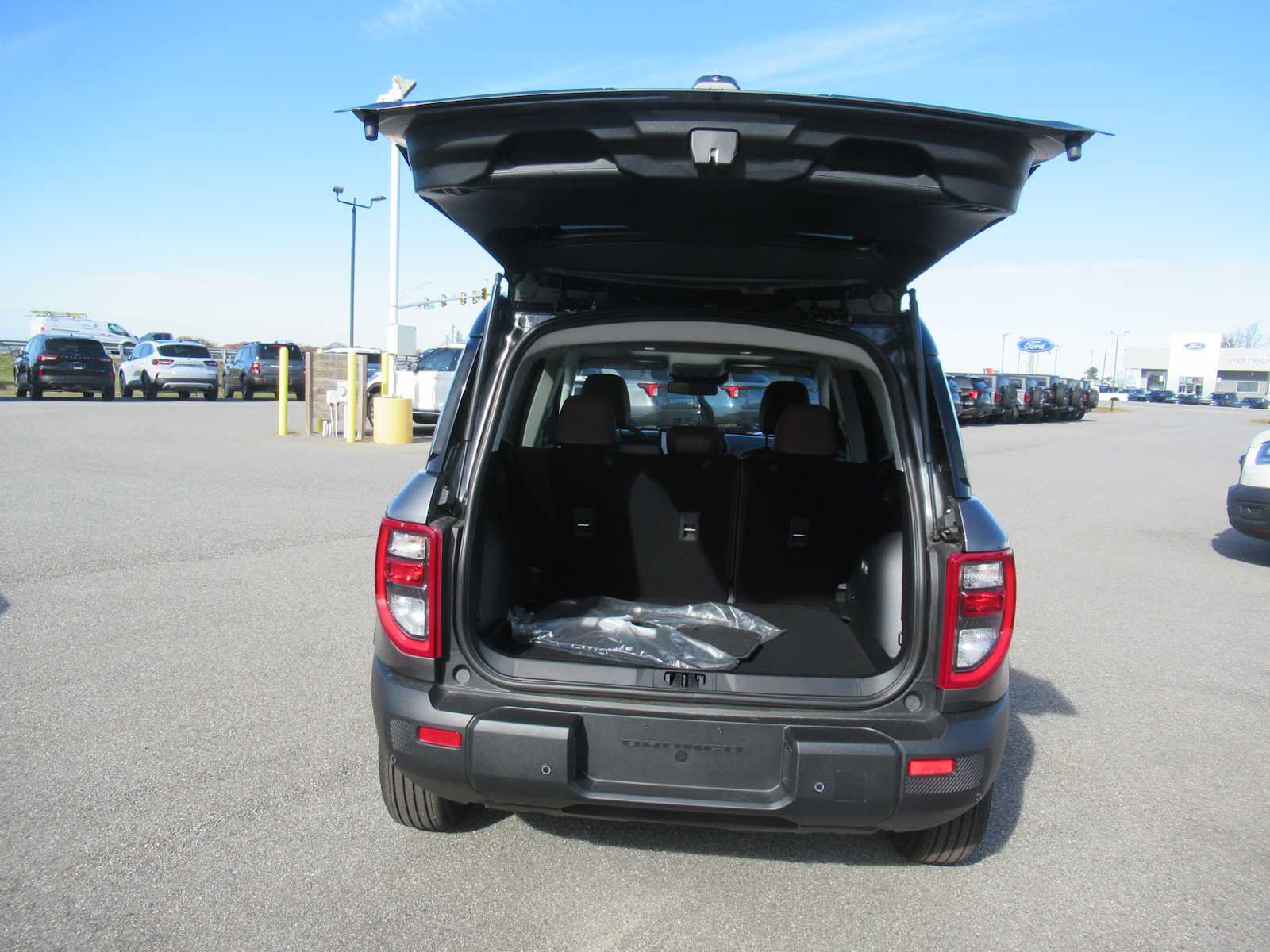 New 2025 Ford Bronco Sport Outer Banks w/ Outer Banks Tech Package+ AWD/4WD image 14