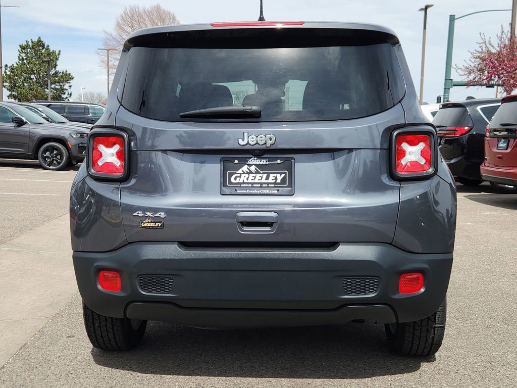 Certified 2023 Jeep Renegade Latitude image 11