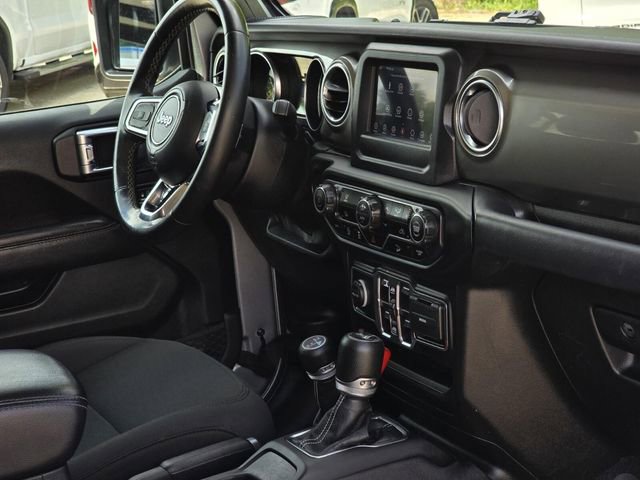 Used 2020 Jeep Wrangler Unlimited Sahara AWD/4WD image 10