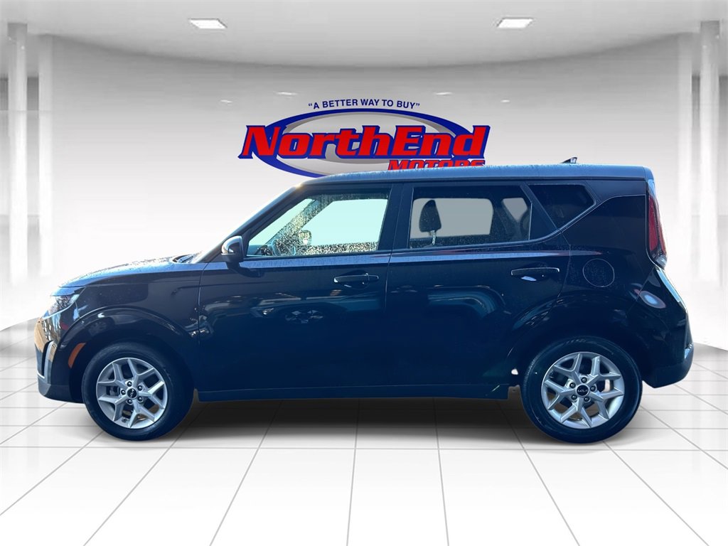 Used 2025 Kia Soul LX w/ LX Technology Package image 6
