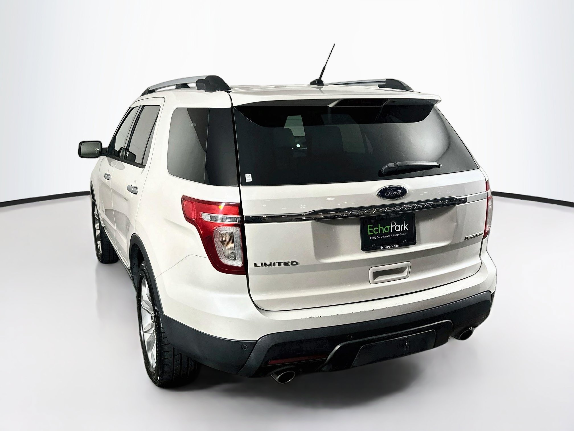 Used 2015 Ford Explorer Limited w/ Equipment Group 302A FWD image 5
