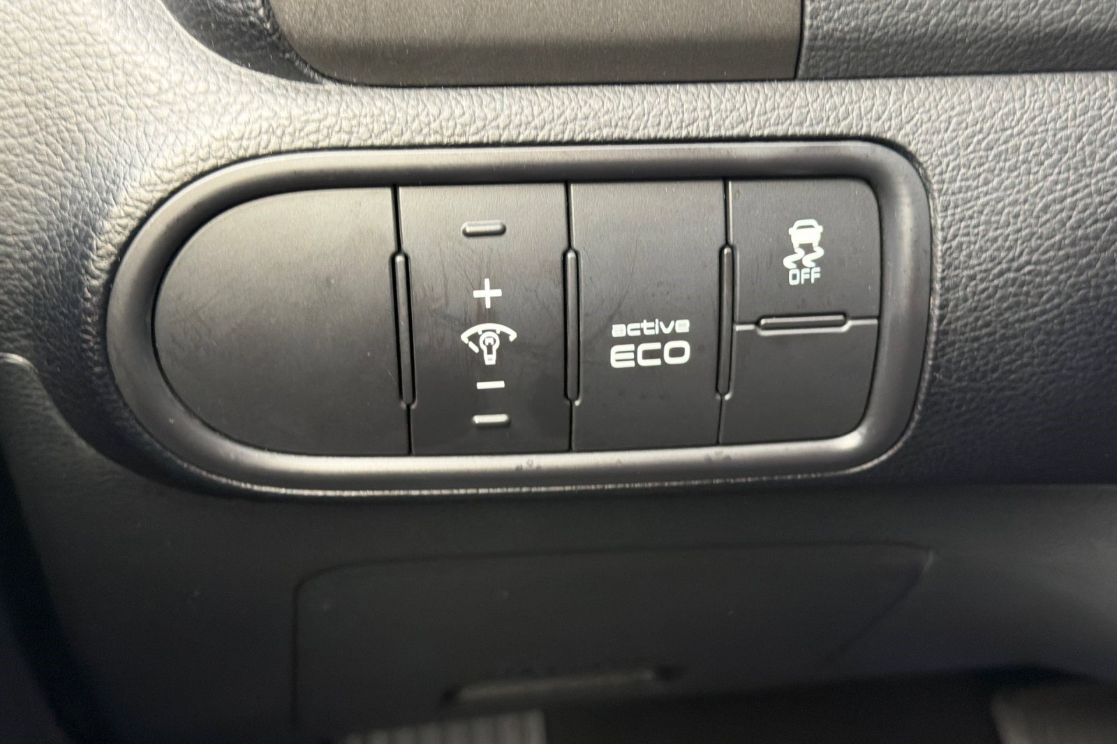 Used 2016 Kia Forte LX image 33