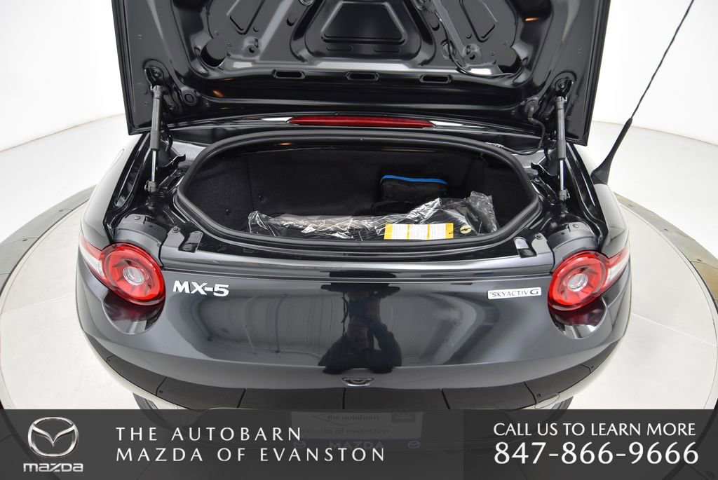 New 2026 MAZDA MX-5 Miata Club w/ Brembo/BBS Recaro Package RWD image 39