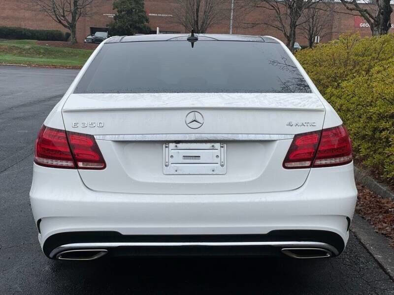 Used 2014 Mercedes-Benz E 350 4MATIC Sedan image 8