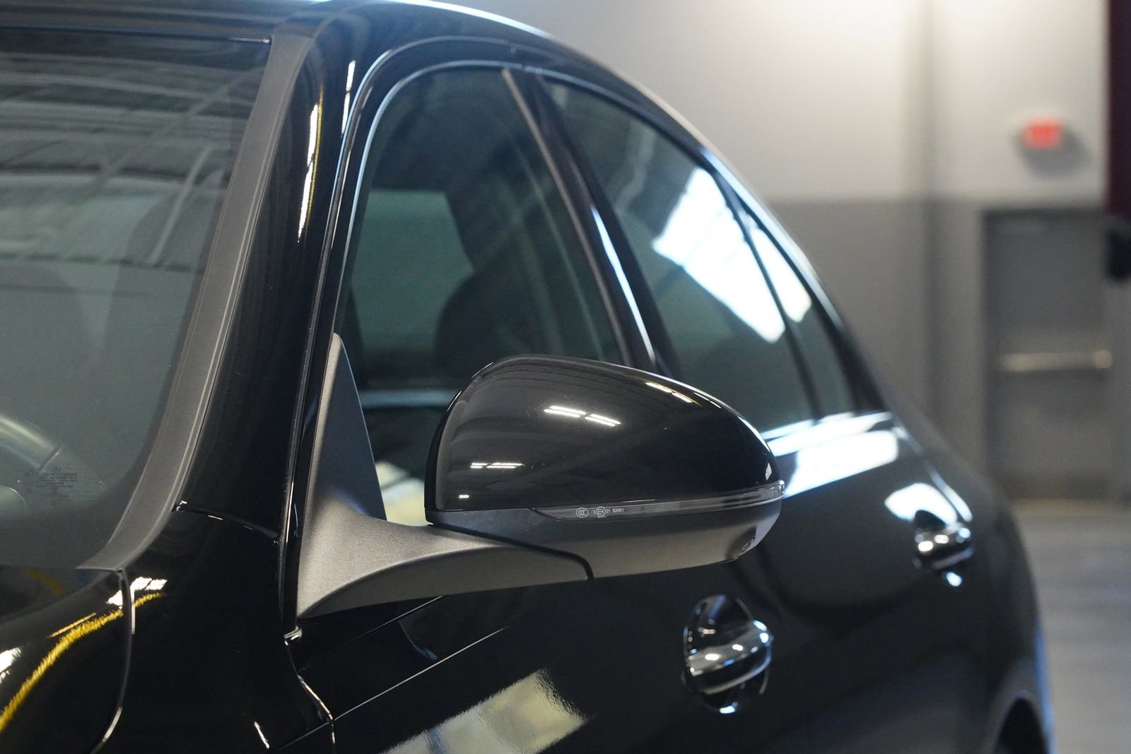 Used 2023 Mercedes-Benz C 300 4MATIC Sedan image 7