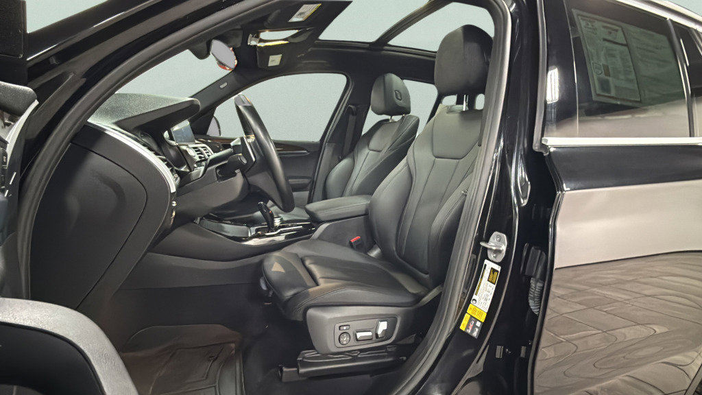 Used 2021 BMW X3 xDrive30e w/ Premium Package image 17