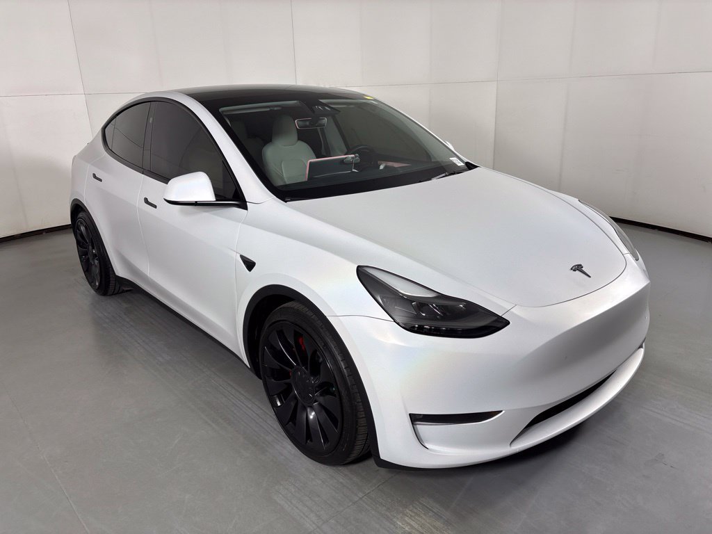 Used 2024 Tesla Model Y Performance AWD/4WD image 2