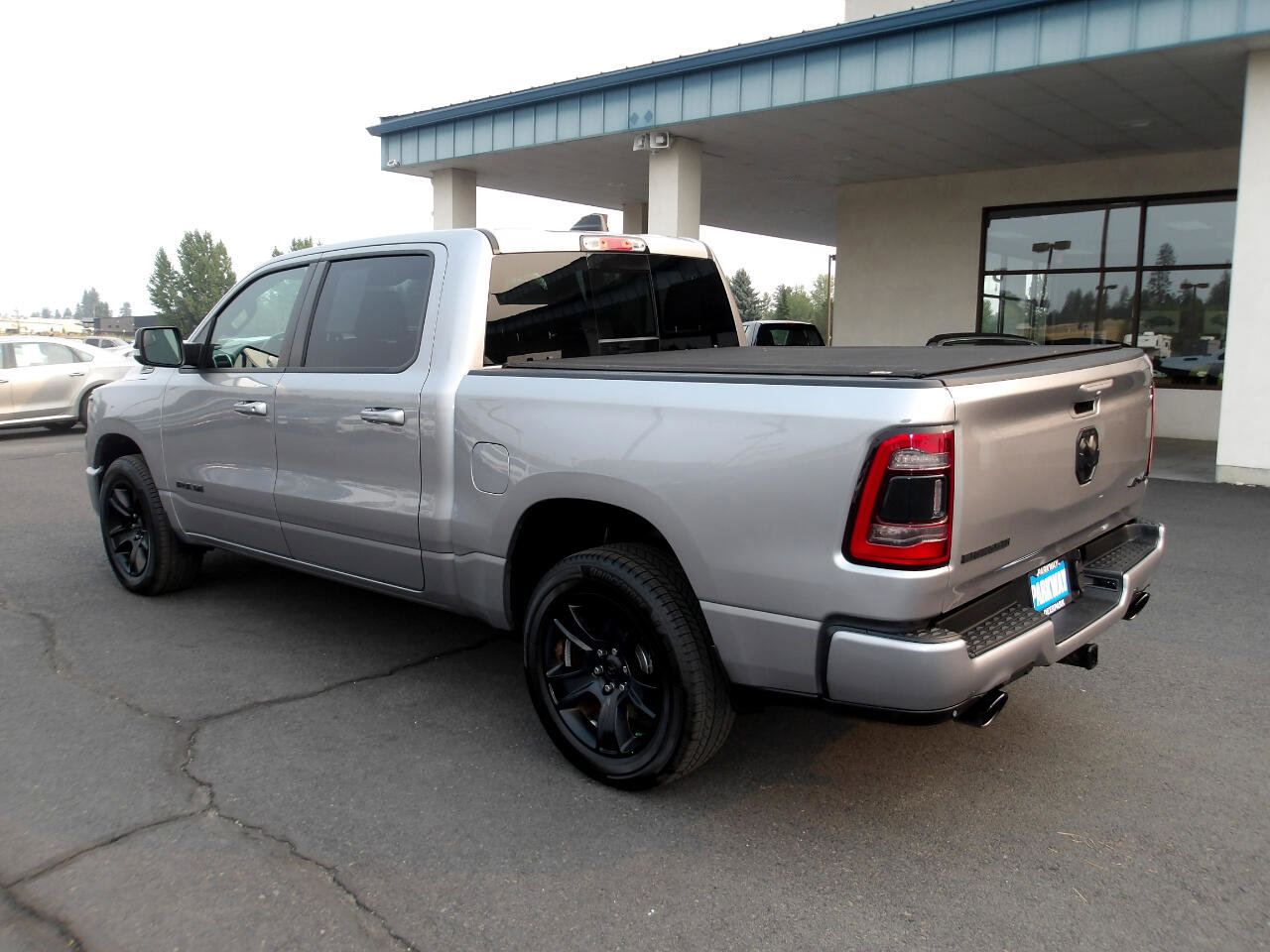 Used 2021 RAM 1500 Big Horn image 3