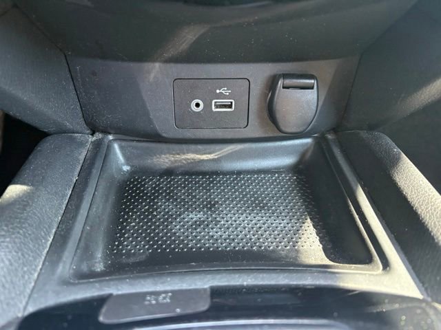 Used 2019 Nissan Rogue S FWD image 27