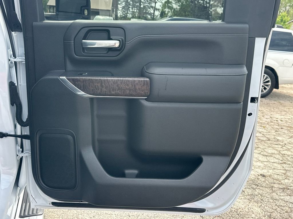 Used 2020 GMC Sierra 2500 Denali w/ Denali Ultimate Package image 17