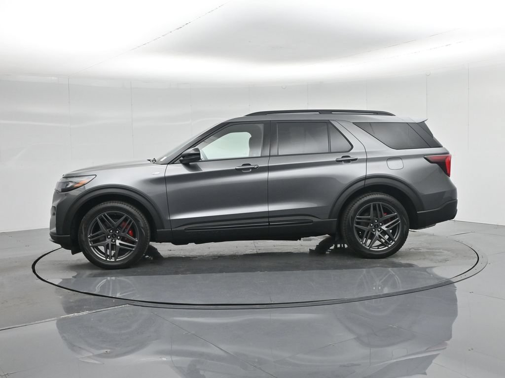 New 2026 Ford Explorer ST-Line w/ ST-Line Street Pack RWD image 34