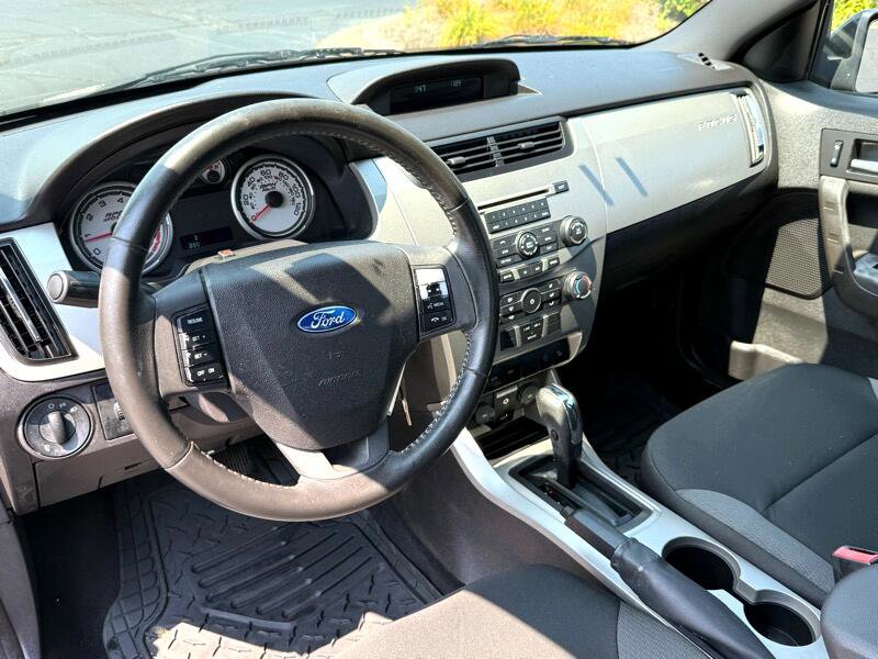 Used 2009 Ford Focus SES image 8