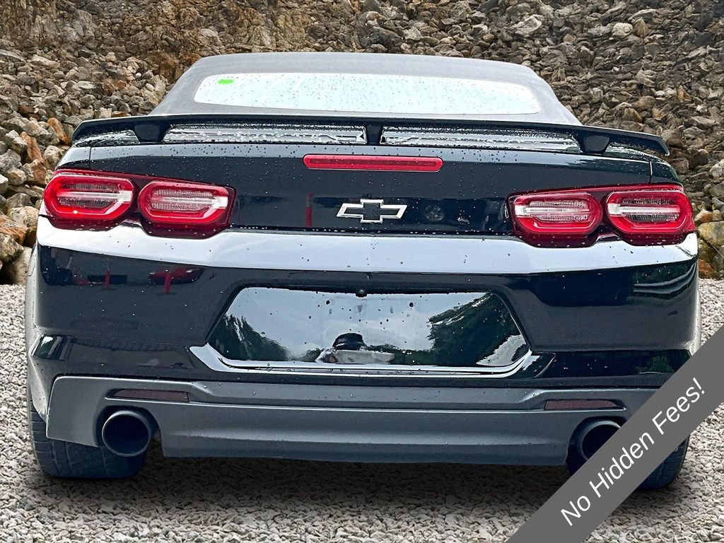 Used 2020 Chevrolet Camaro LT RWD image 4