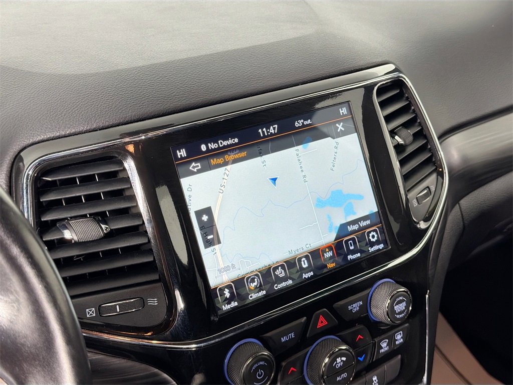 Used 2021 Jeep Grand Cherokee Altitude image 13