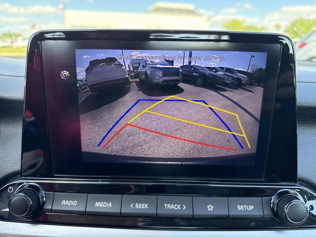 Used 2022 Kia Forte LXS image 19