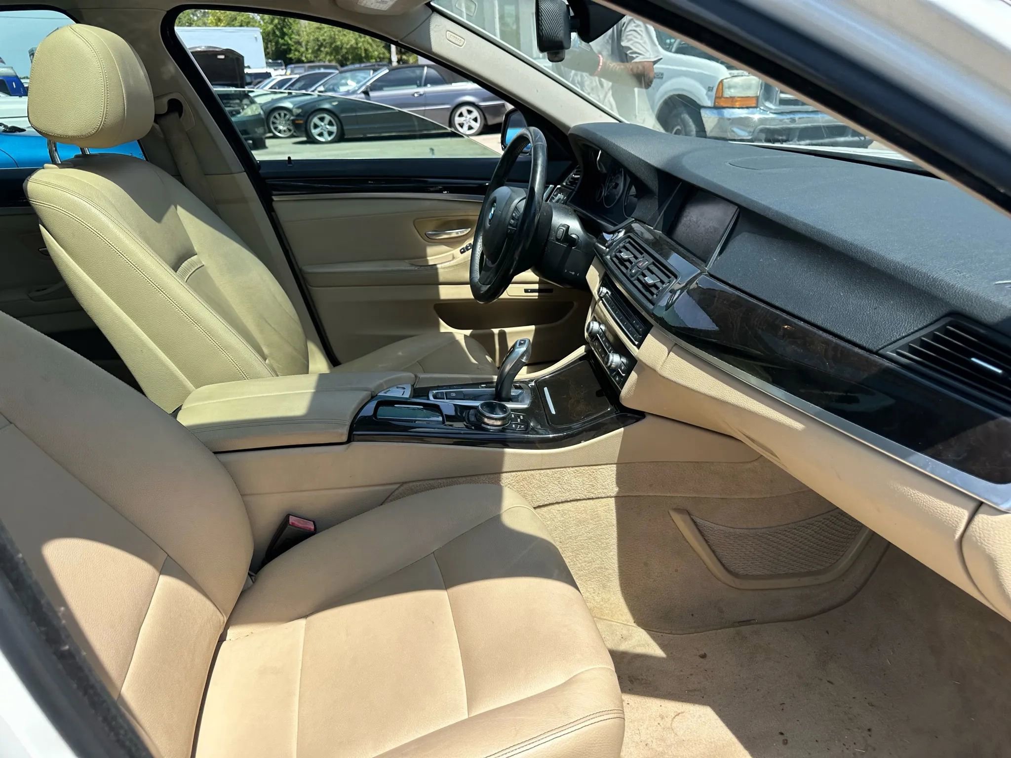 Used 2014 BMW 528i xDrive Sedan AWD/4WD image 17