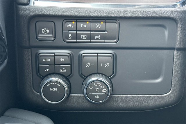 New 2026 Chevrolet Tahoe LT w/ Comfort Package image 36