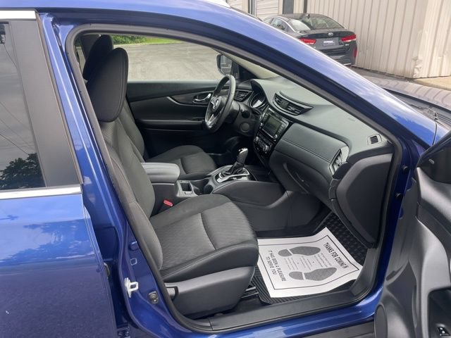 Used 2018 Nissan Rogue SV w/ Premium Package AWD/4WD image 37