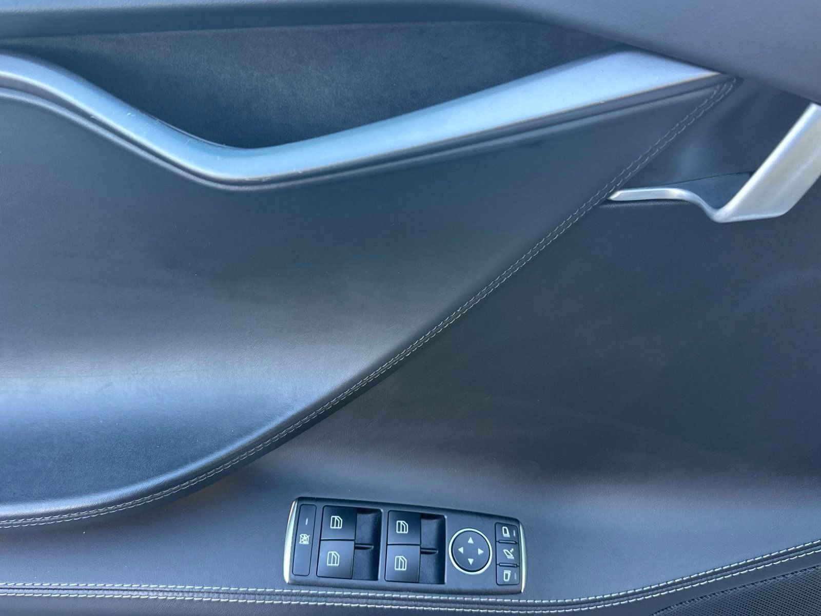 Used 2021 Tesla Model S Long Range Plus image 11