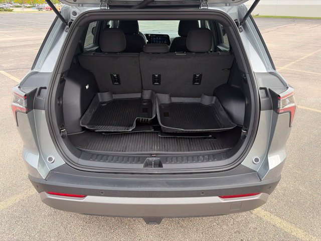 Used 2026 Chevrolet Equinox LT w/ LPO, Floor Liner Package AWD/4WD image 16