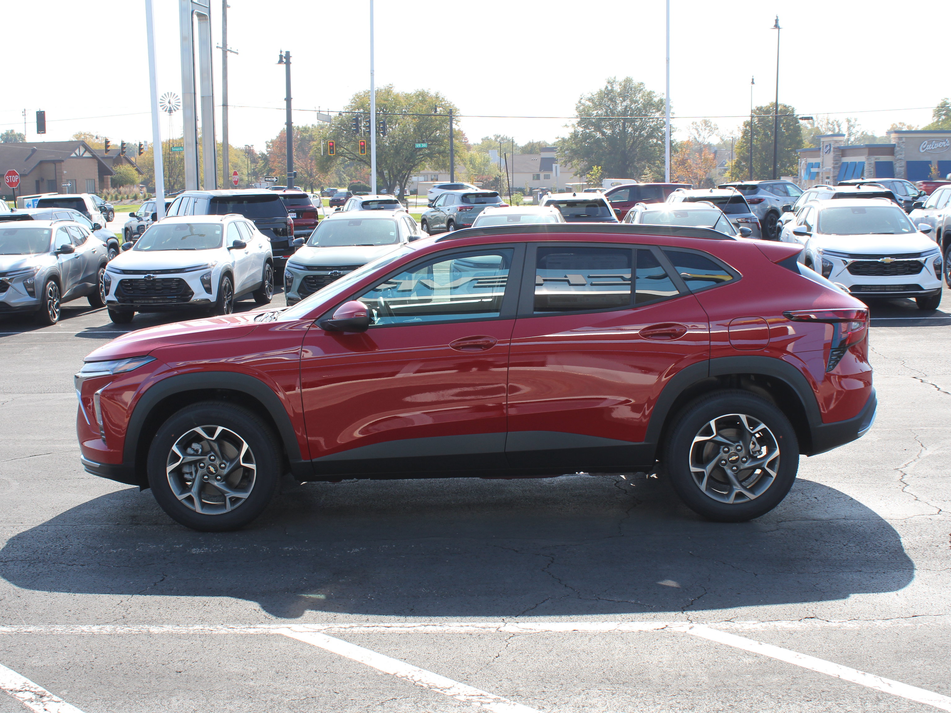 New 2026 Chevrolet Trax LT FWD image 9