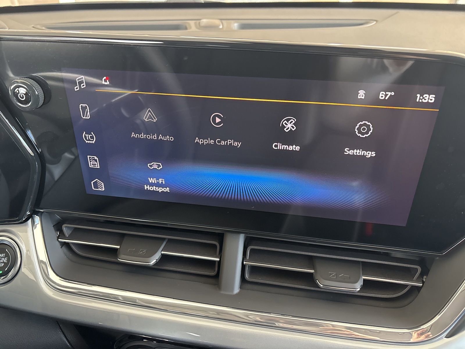 New 2026 Chevrolet Trax LT w/ Driver Confidence Package image 15