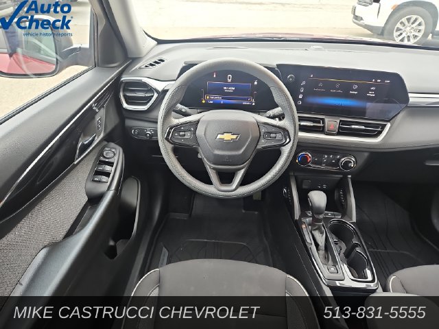 Used 2024 Chevrolet TrailBlazer LS w/ LS Convenience Package FWD image 11