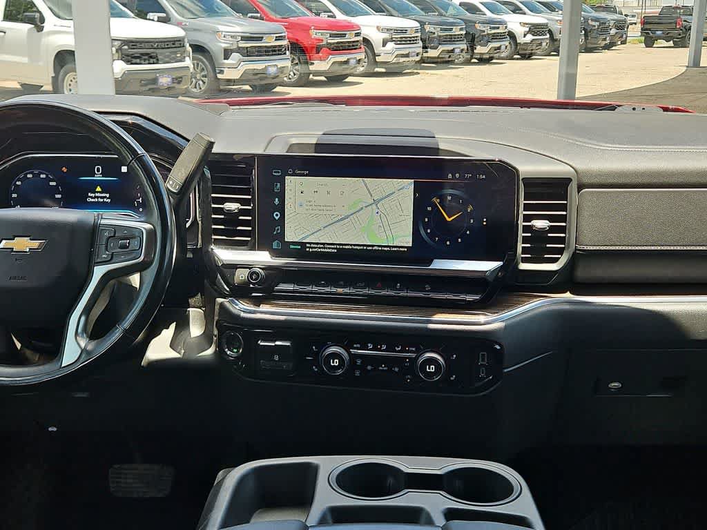 Used 2023 Chevrolet Silverado 1500 LT w/ Z71 Off-Road Package AWD/4WD image 14