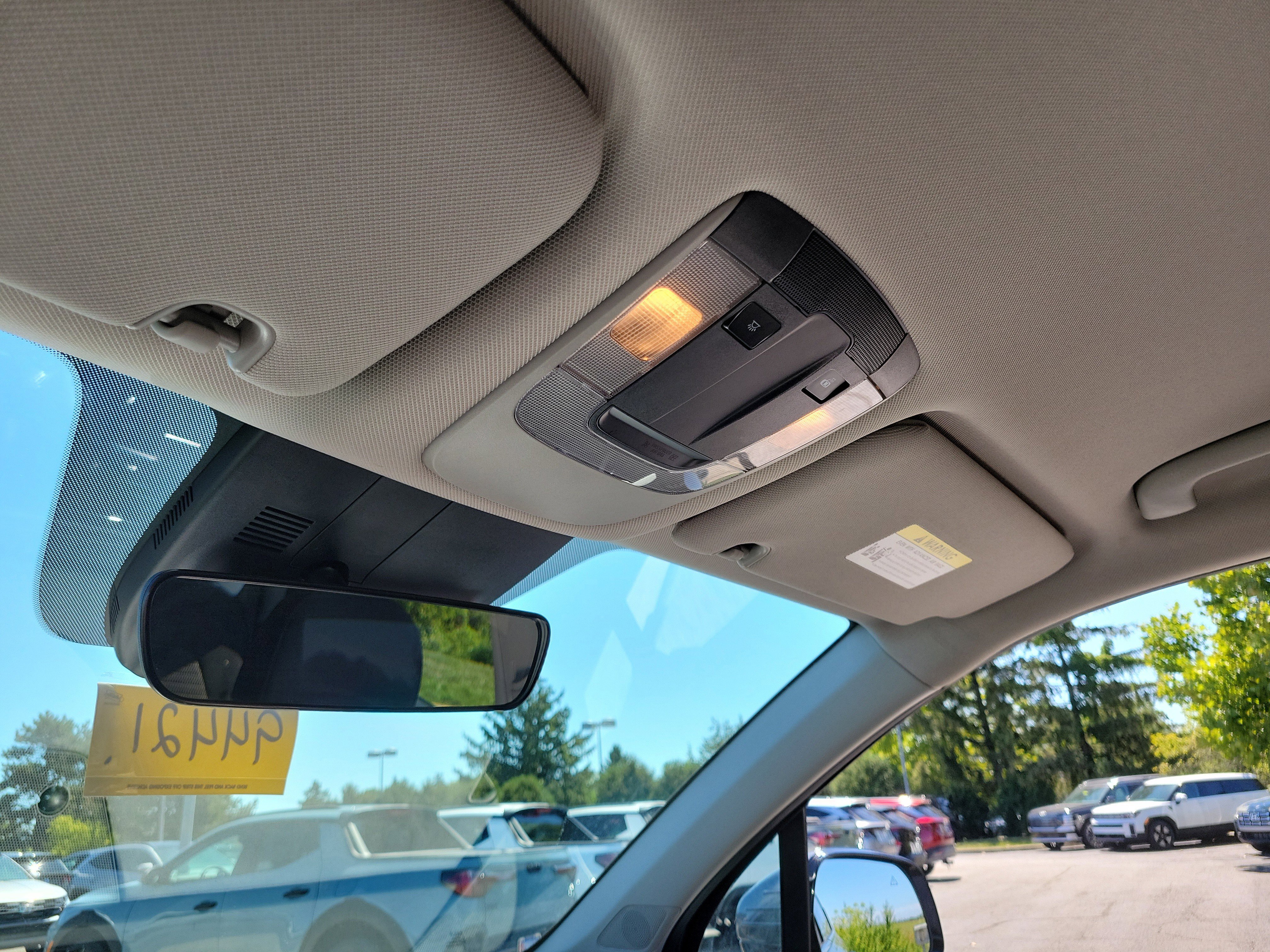 Used 2023 Kia Sorento LX image 30