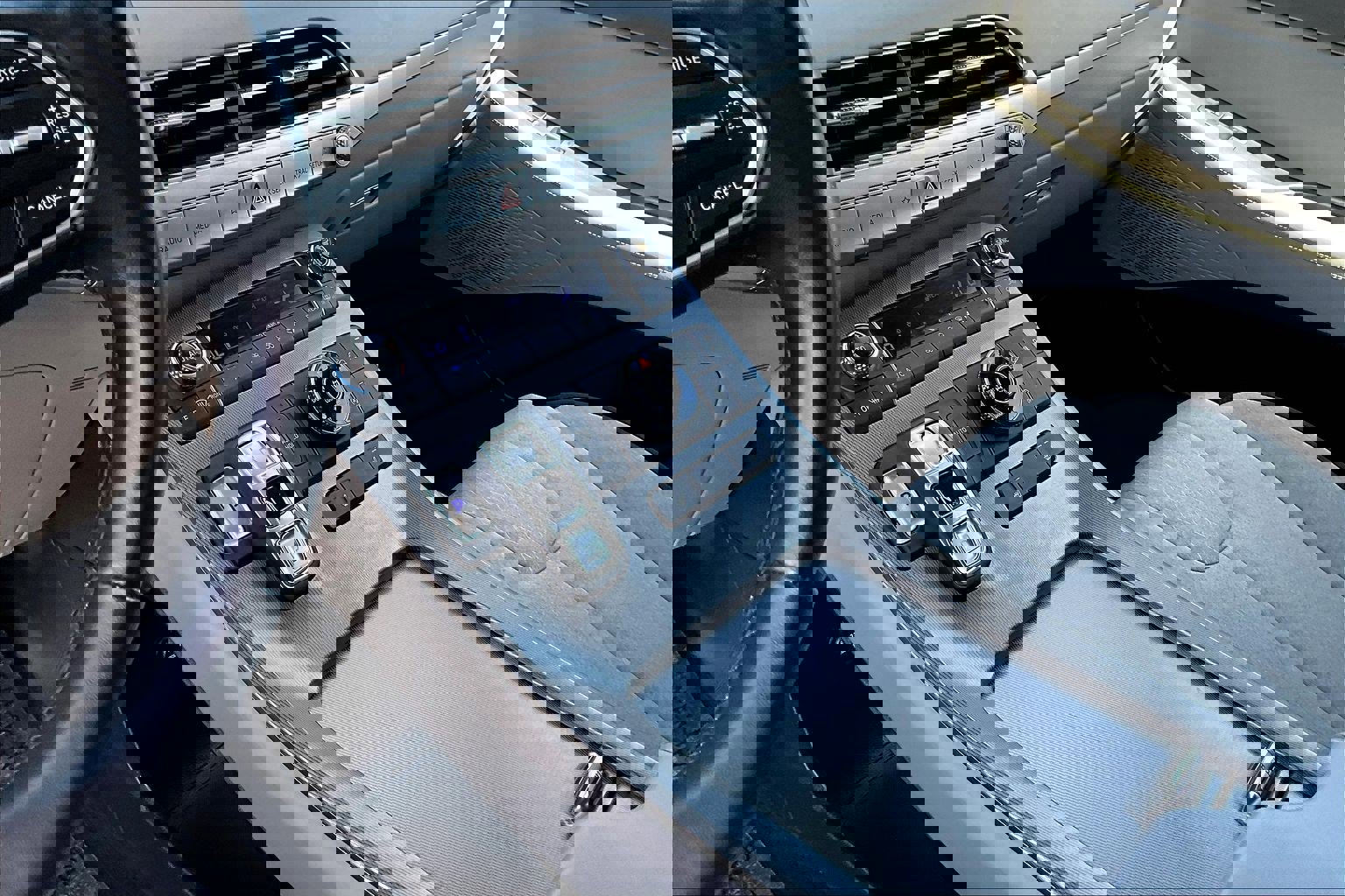 Used 2022 Hyundai Palisade SEL w/ Convenience Package image 16