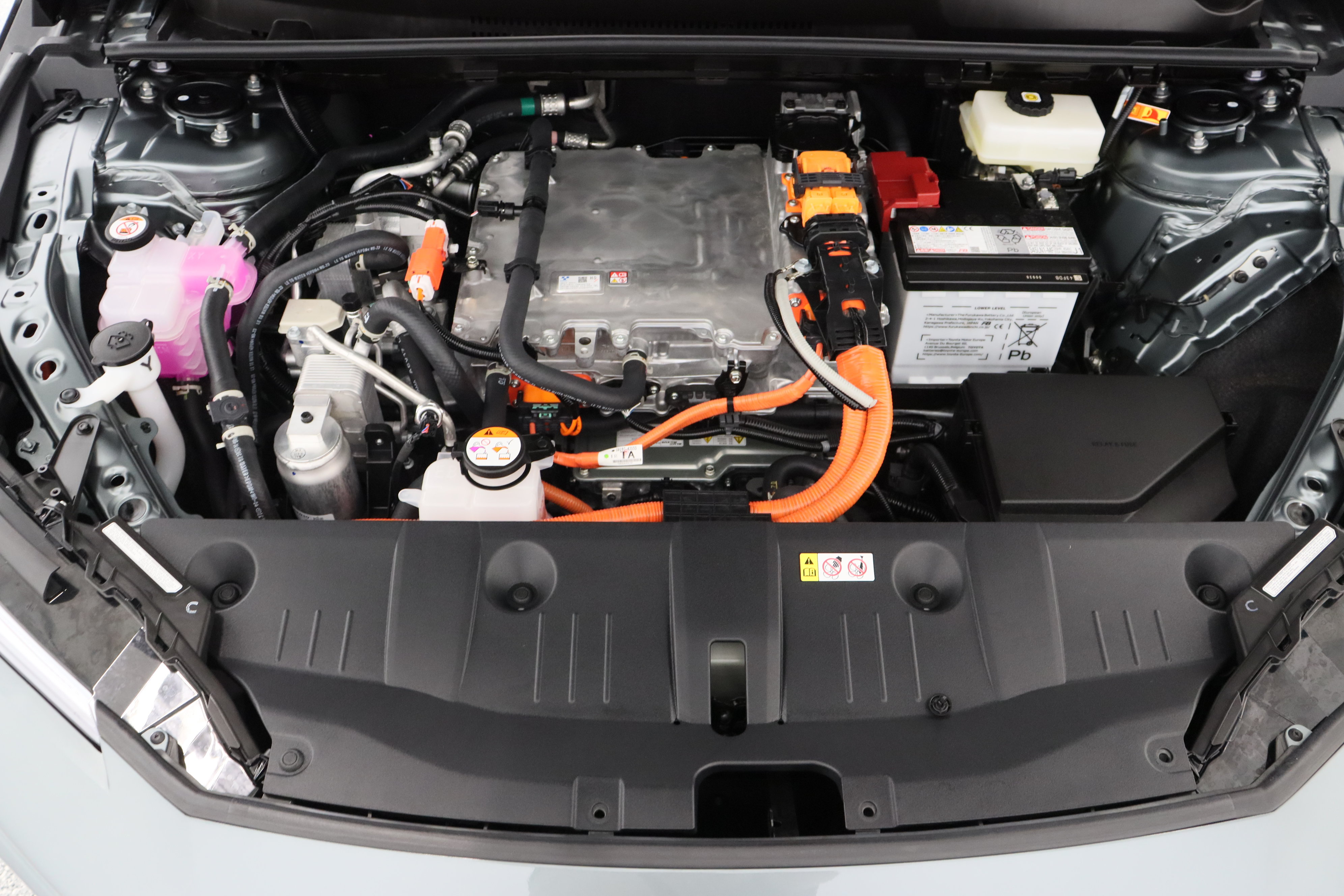 Certified 2026 Toyota C-HR AWD/4WD image 37