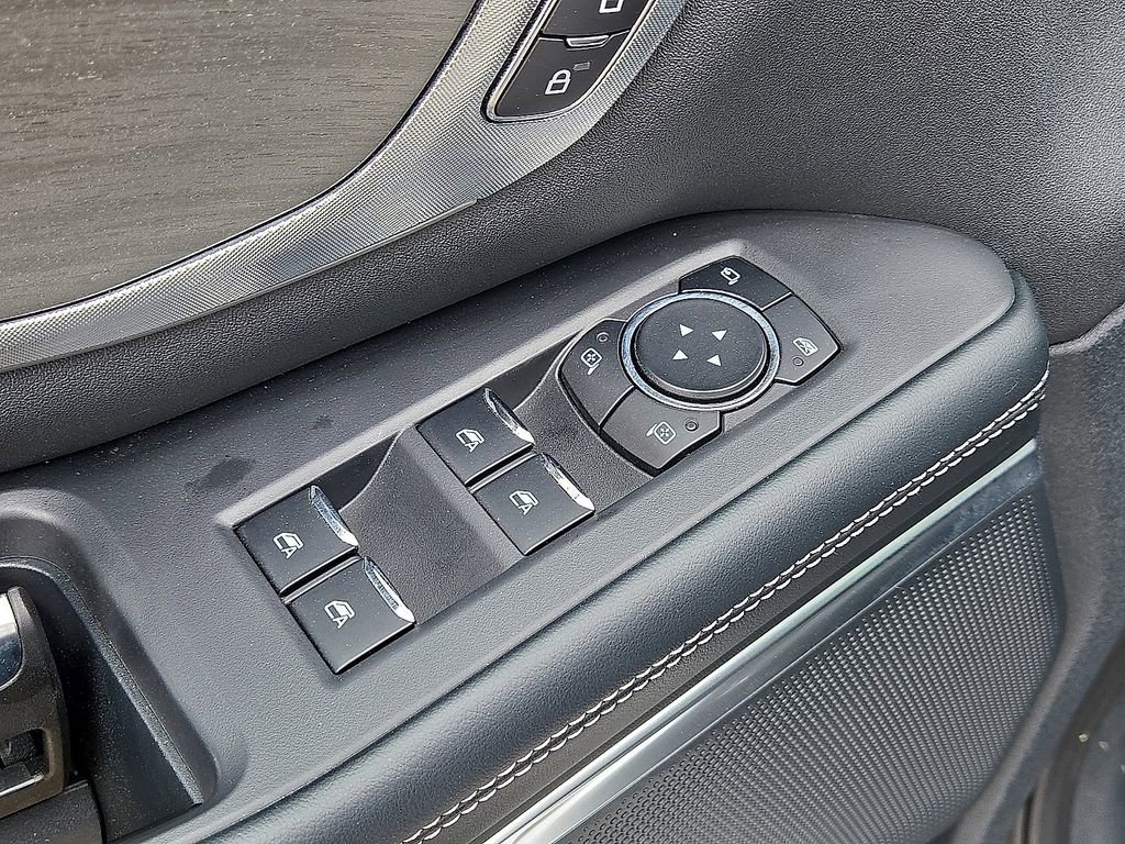 Used 2025 Ford Expedition Max Platinum AWD/4WD image 21
