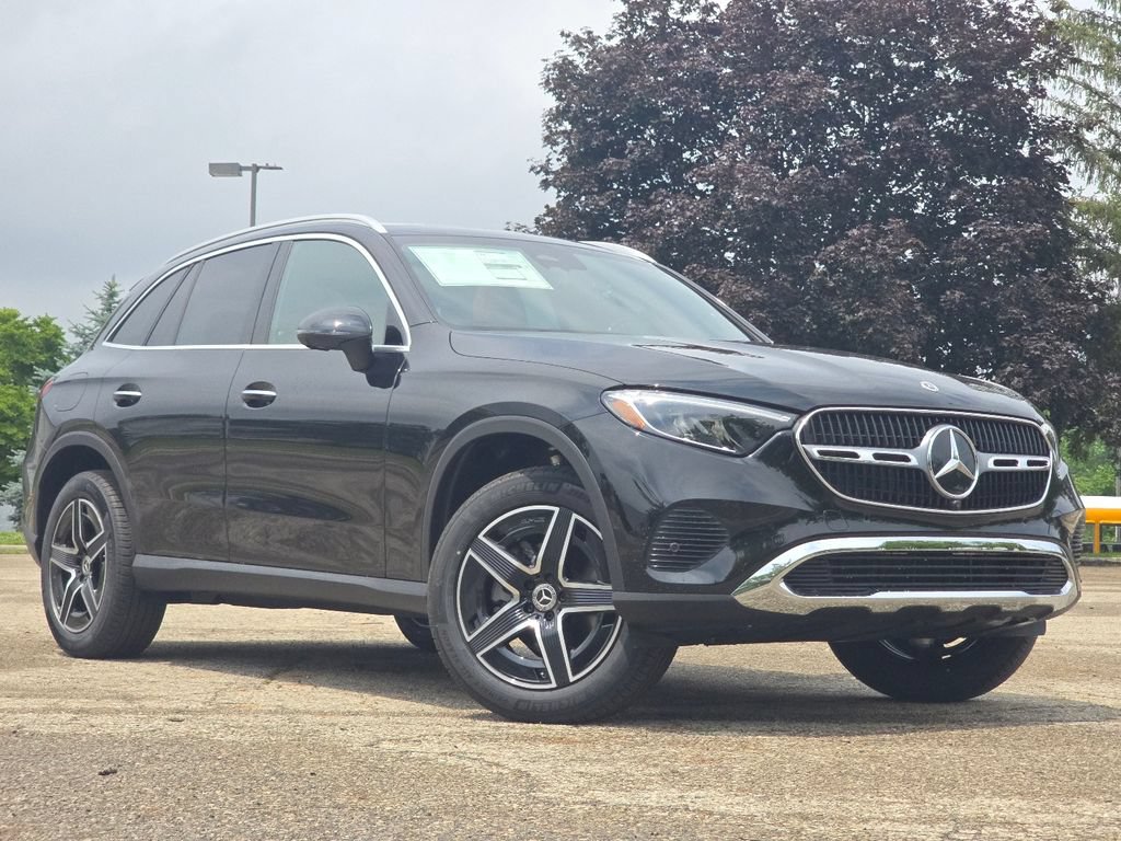 New 2026 Mercedes-Benz GLC 300 4MATIC image 2