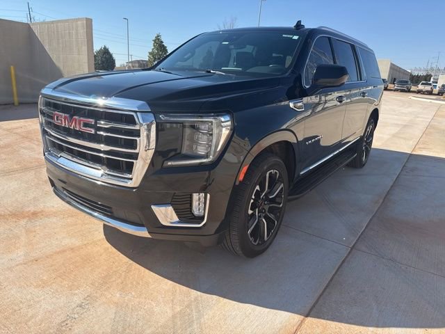 Used 2023 GMC Yukon XL SLT video 1