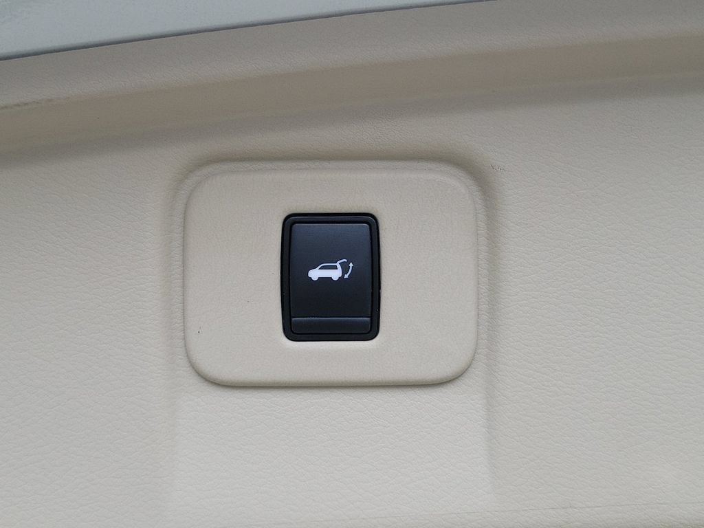 Used 2019 Nissan Murano SL w/ SL Technology Package AWD/4WD image 15