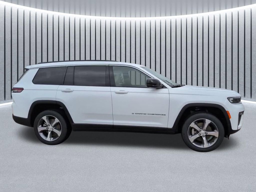 New 2026 Jeep Grand Cherokee L Limited AWD/4WD image 4