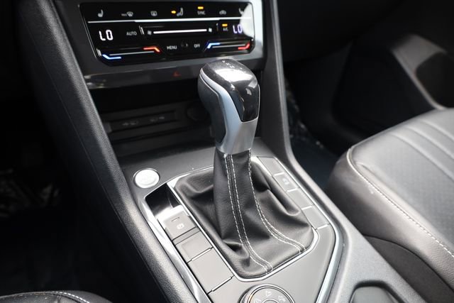 Used 2022 Volkswagen Tiguan SE image 24