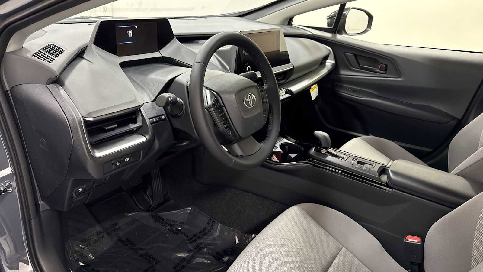 New 2026 Toyota Prius LE image 12