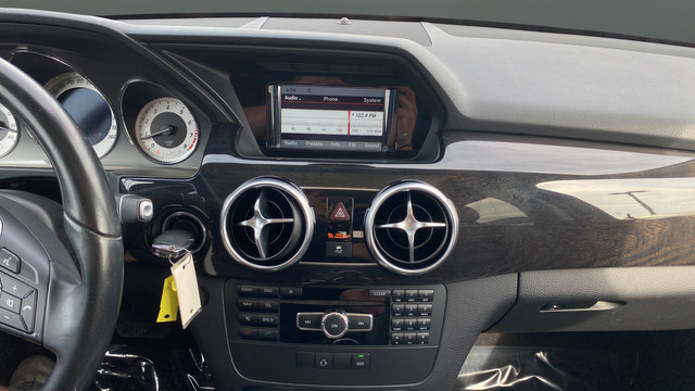 Used 2015 Mercedes-Benz GLK 350 2WD image 13