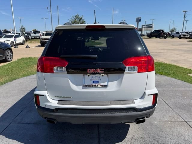 Used 2017 GMC Terrain SLT w/ Open Road Package FWD image 5