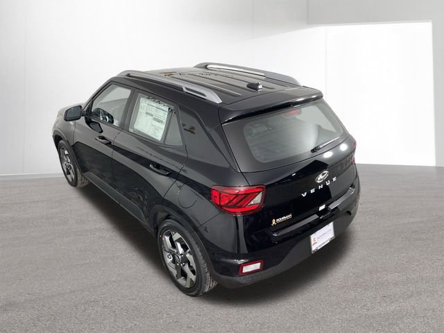 Certified 2025 Hyundai Venue SEL image 37