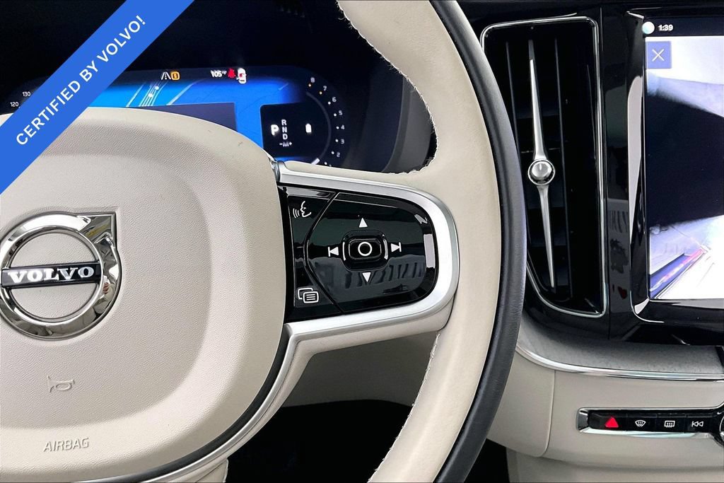 Certified 2025 Volvo XC60 B5 Plus AWD/4WD image 26