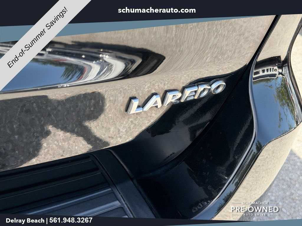 Used 2019 Jeep Grand Cherokee Laredo AWD/4WD image 15